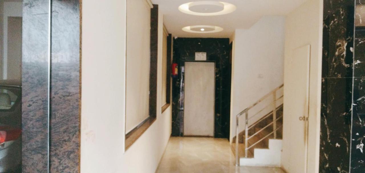 Hotel Golden Bliss At New Delhi Airport Exterior foto