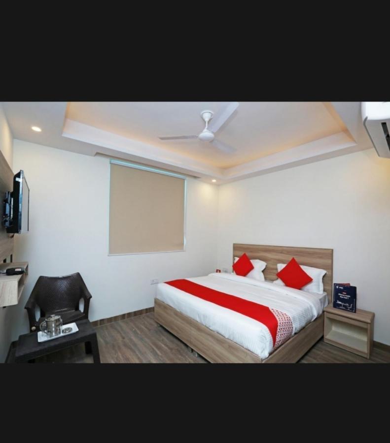 Hotel Golden Bliss At New Delhi Airport Exterior foto