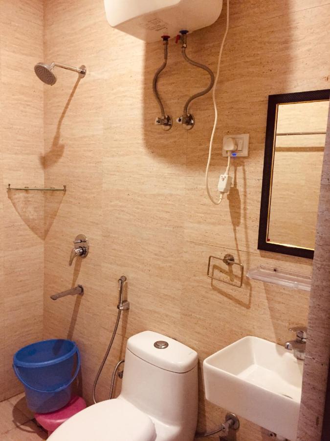 Hotel Golden Bliss At New Delhi Airport Exterior foto